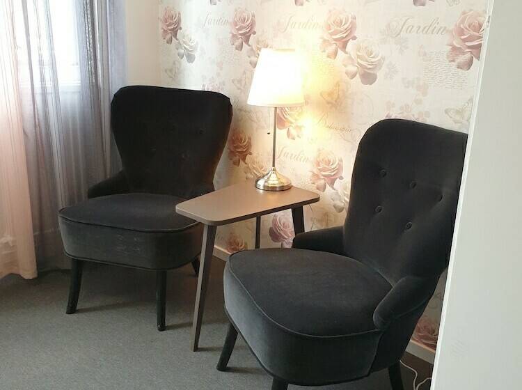 Smålandsstenar Hotell