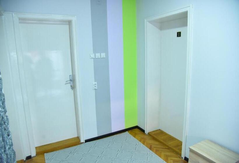 پانسیون Prenoćište Pilot