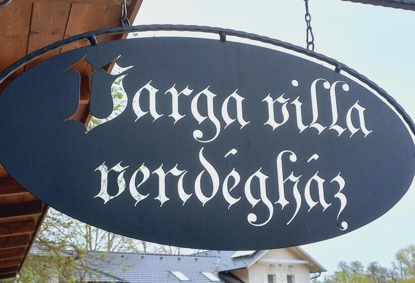 پانسیون Varga Villa