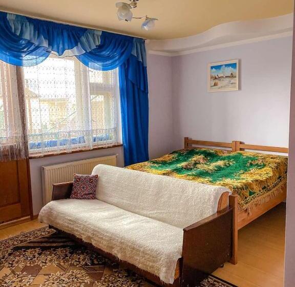 هاستل Domashnya Saduba