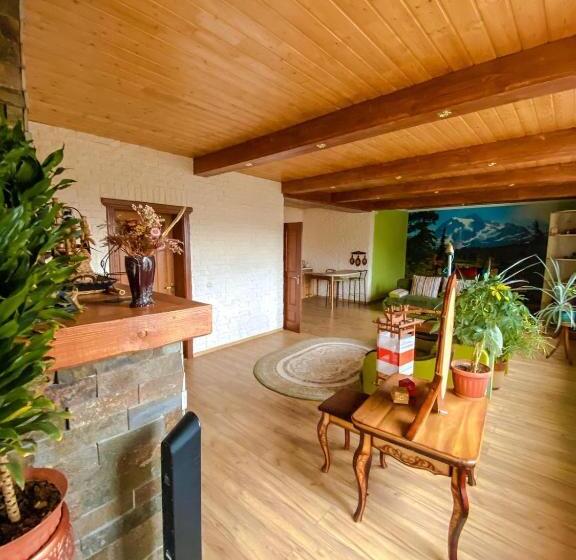 هاستل Domashnya Saduba