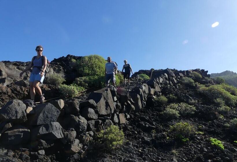 Bed and Breakfast Gîte De Llo