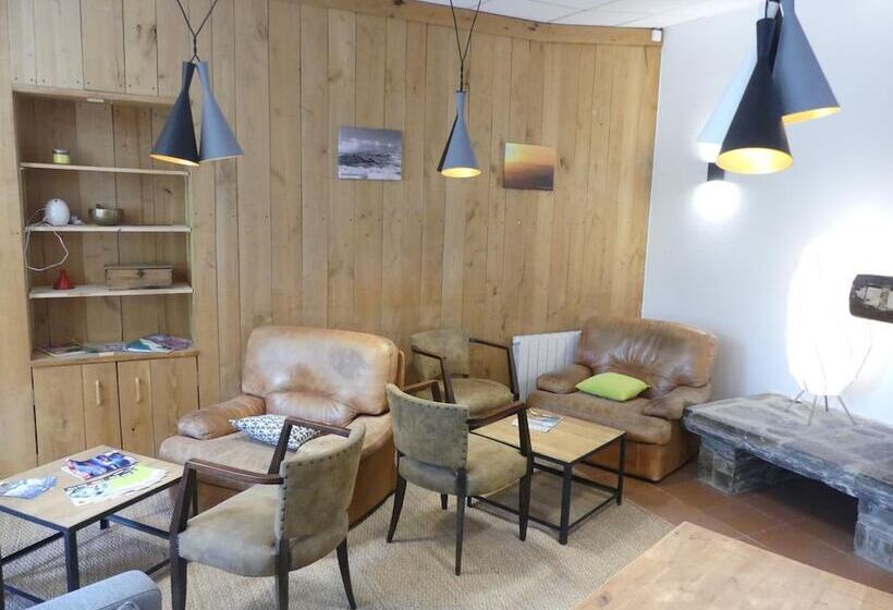 Bed and Breakfast Gîte De Llo