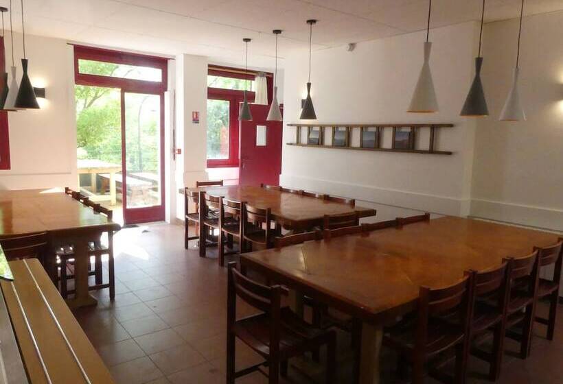 Bed and Breakfast Gîte De Llo