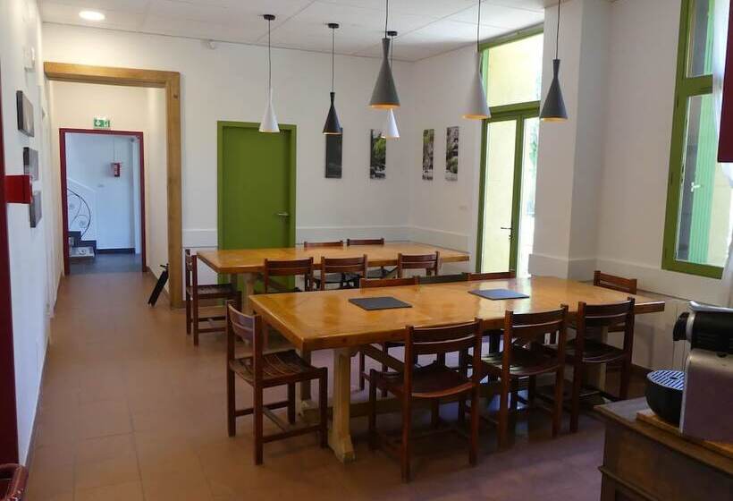 Bed and Breakfast Gîte De Llo