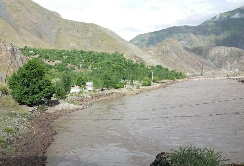 تختخواب و صبحانه Sharq Darvoz Mini Hotel   Hostel