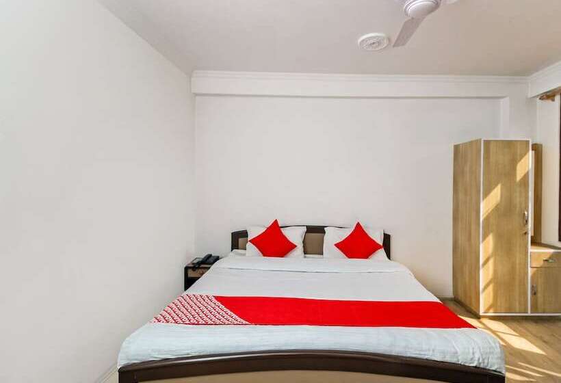 City Star Hotel & Restaurant