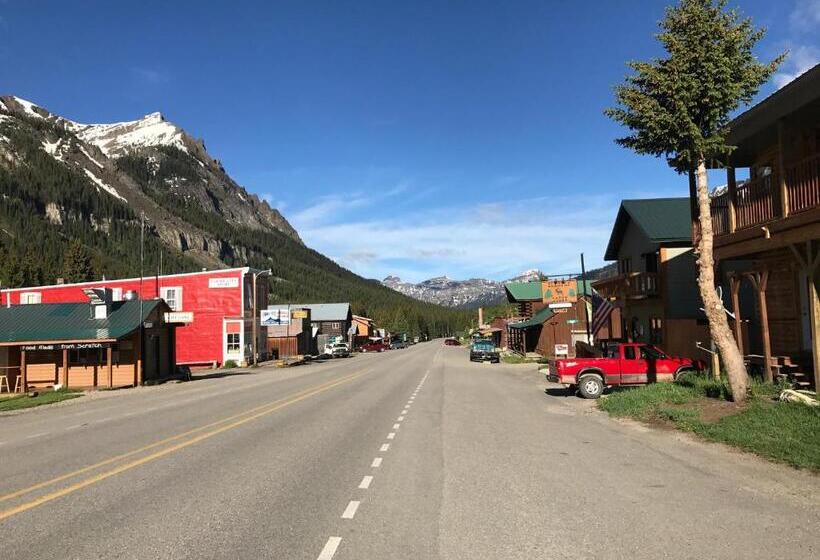 בית מלון כפרי Elk Horn Lodge