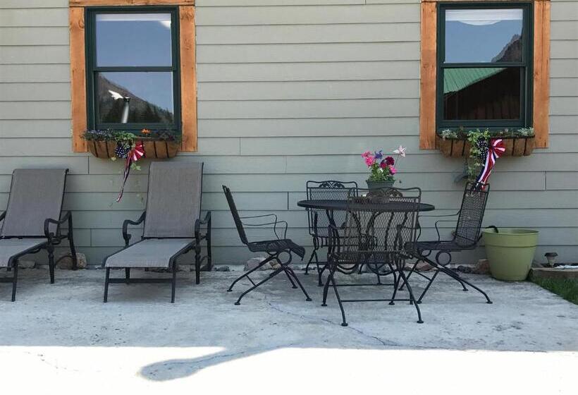 فندق Elk Horn Lodge