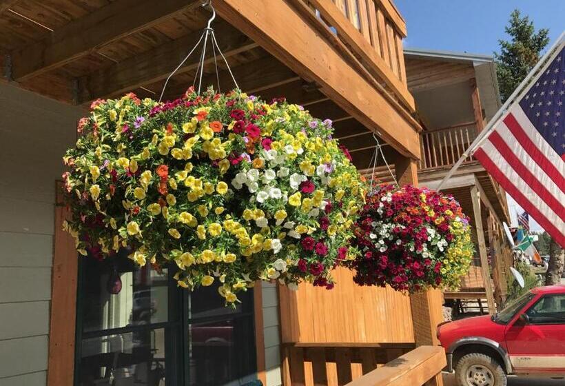 בית מלון כפרי Elk Horn Lodge