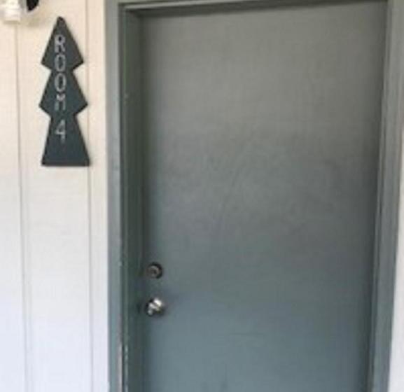 בית מלון כפרי Elk Horn Lodge