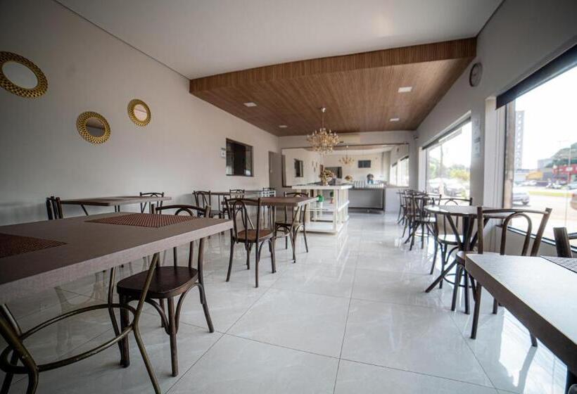 ホテル Monte Carlo