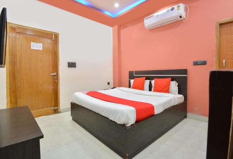 בית מלון כפרי Oyo 28000  Shivay Residency