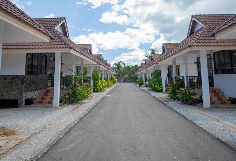 Pensionat หาดทรายขาวรีสอร์ท