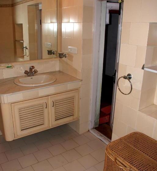 بنسيون Colonial 4 B/r Home, Great For Families, Coonoor