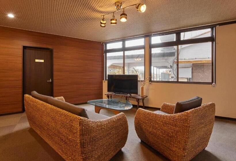 بنسيون Guest House Ama Terrace