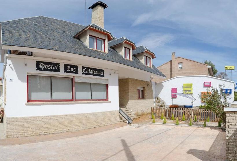 פנסיון Hostal Los Calatravos