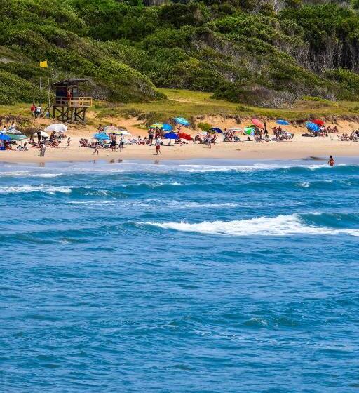 Общежитие Bella Bungalows