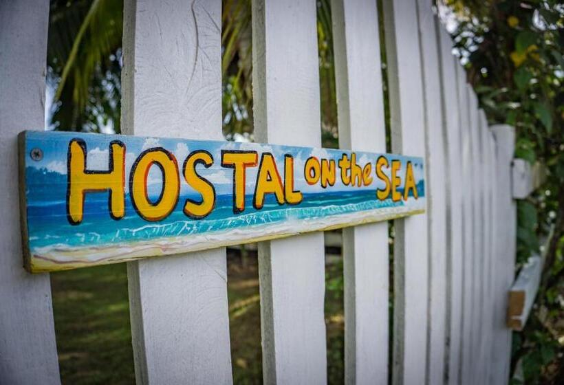فندق صغير Hostal On The Sea