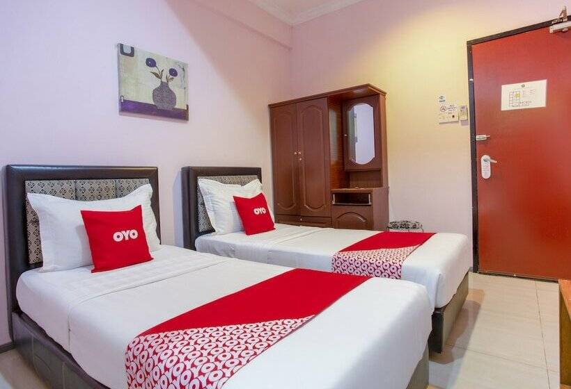 Общежитие Ranau City Inn