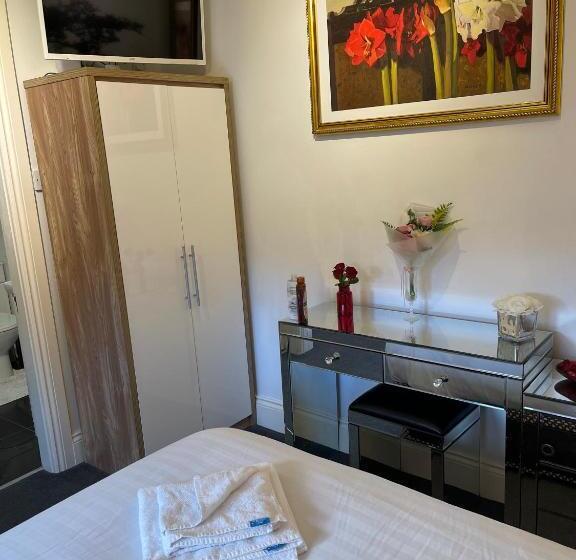 민박 The Old Rectory