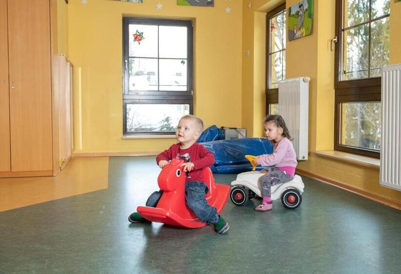 هتل Bliem S Familien