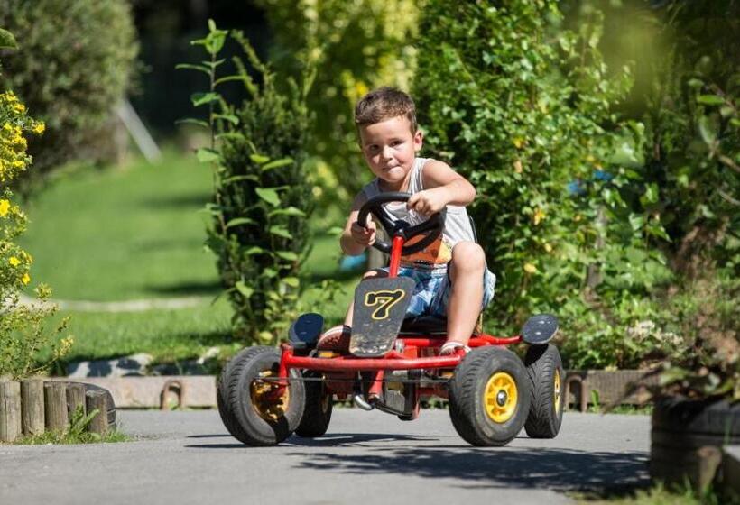 هتل Bliem S Familien