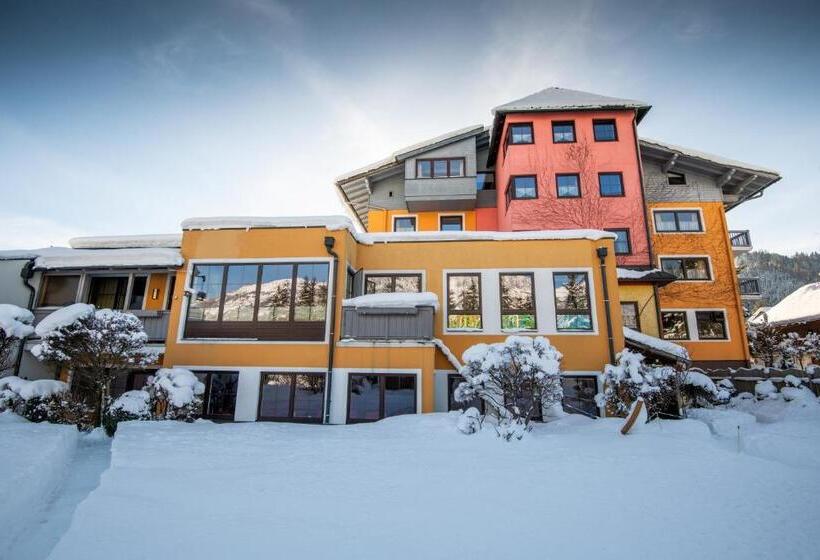 هتل Bliem S Familien