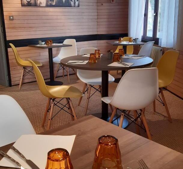 Отель Clair De Lie