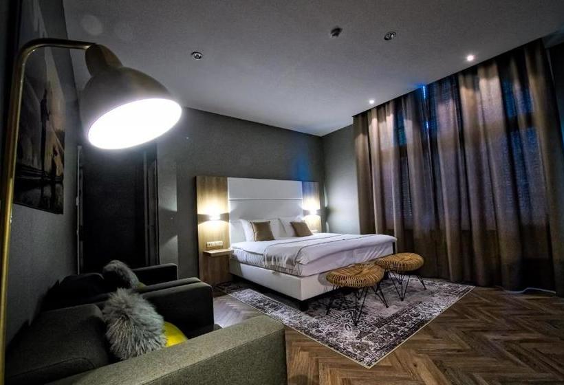 Onderwijshotel De Rooi Pannen Tilburg