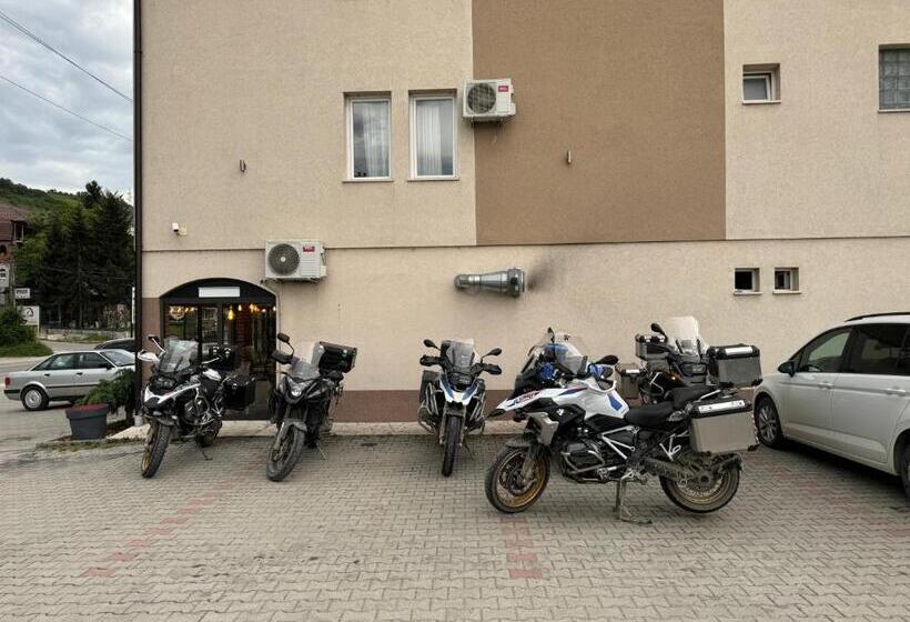 Motel & Restaurant Dar