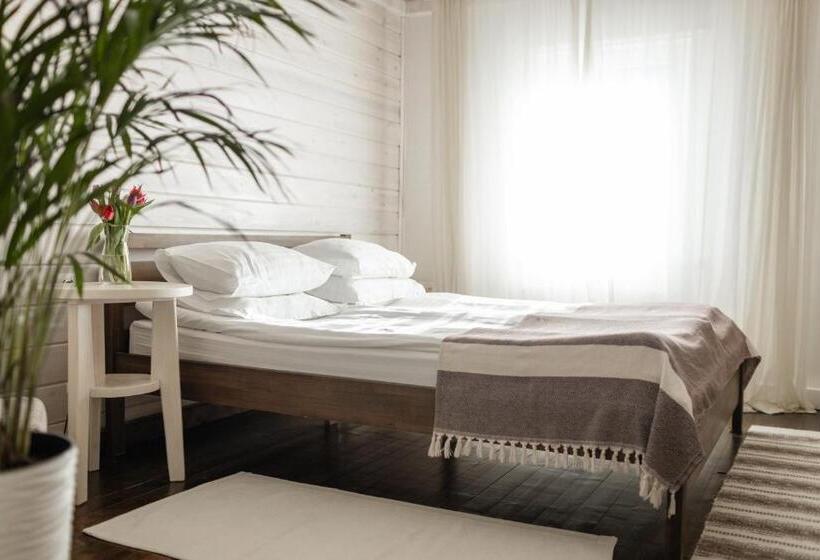 פנסיון Guest House