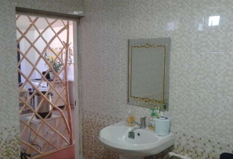 پانسیون Trekking Center