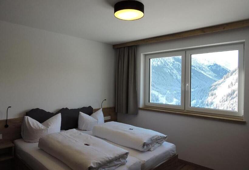הוסטל Gasthof Bergblick