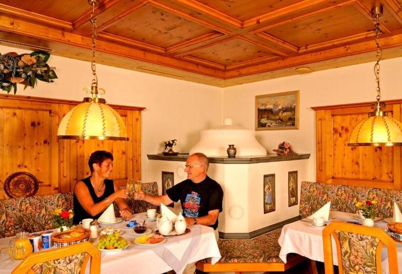 הוסטל Gasthof Bergblick