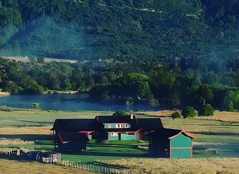 فندق صغير La Pilarica River & Mountain Lodge