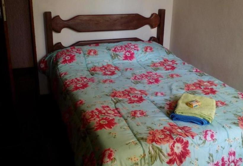 Schronisko Pousada Moporã, A Antiga Pousada Do Waldir, Com Amplas Suítes No Centro De Aiuruoca