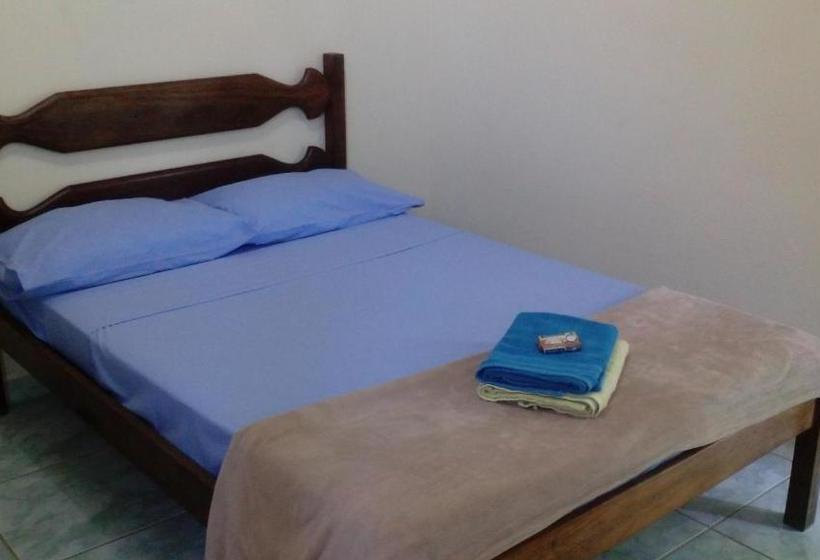 Schronisko Pousada Moporã, A Antiga Pousada Do Waldir, Com Amplas Suítes No Centro De Aiuruoca