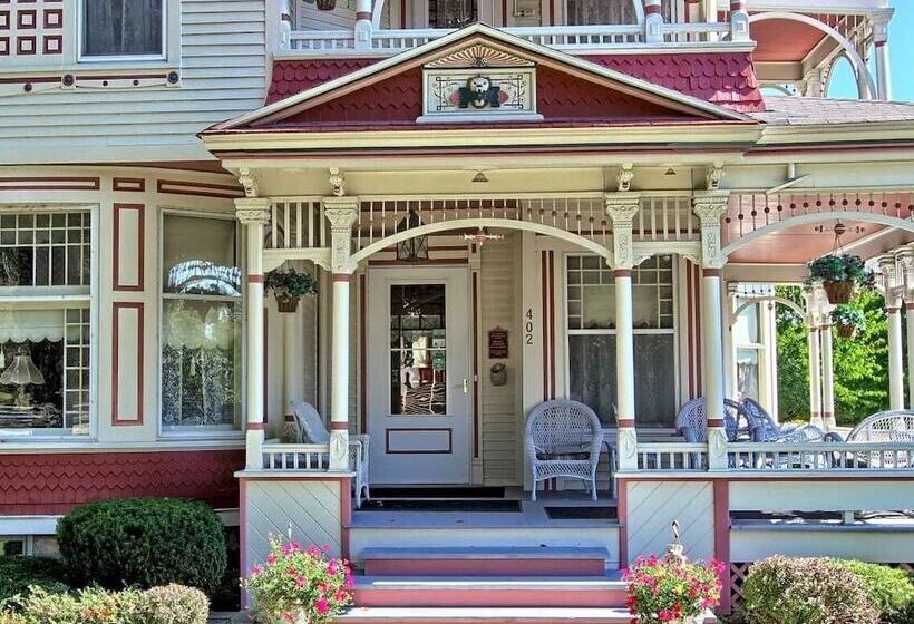 Grand Victorian B&b Inn