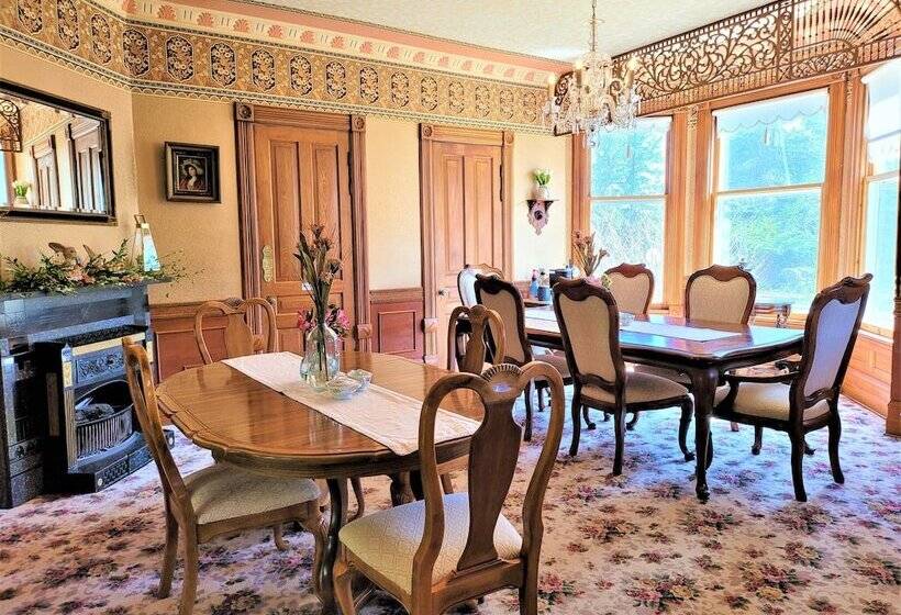 Grand Victorian B&b Inn