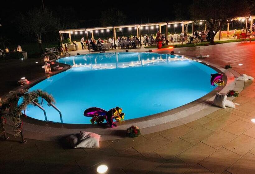 בית מלון כפרי Agriturismo Il Castagneto