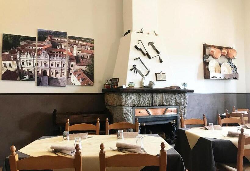 בית מלון כפרי Agriturismo Il Castagneto