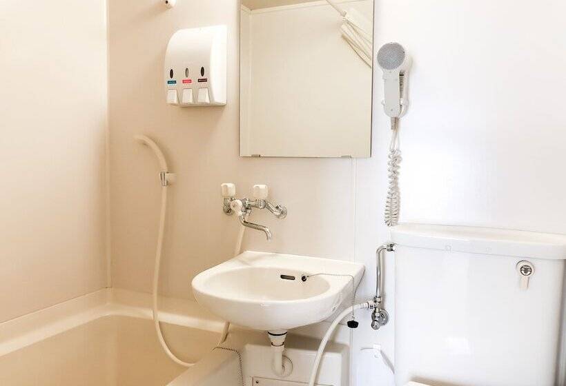 Отель & Renta Car 660 Nachi Katsuura