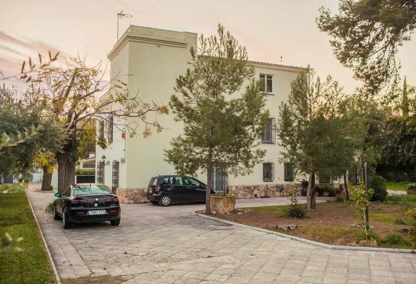 Пансион Apartments In Villa Isabel