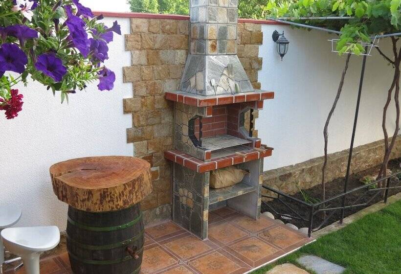 פנסיון Aurora Guest House