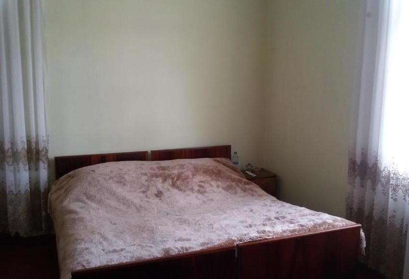 پانسیون Kety House