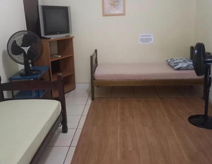 펜션 Pousada Anhanguera