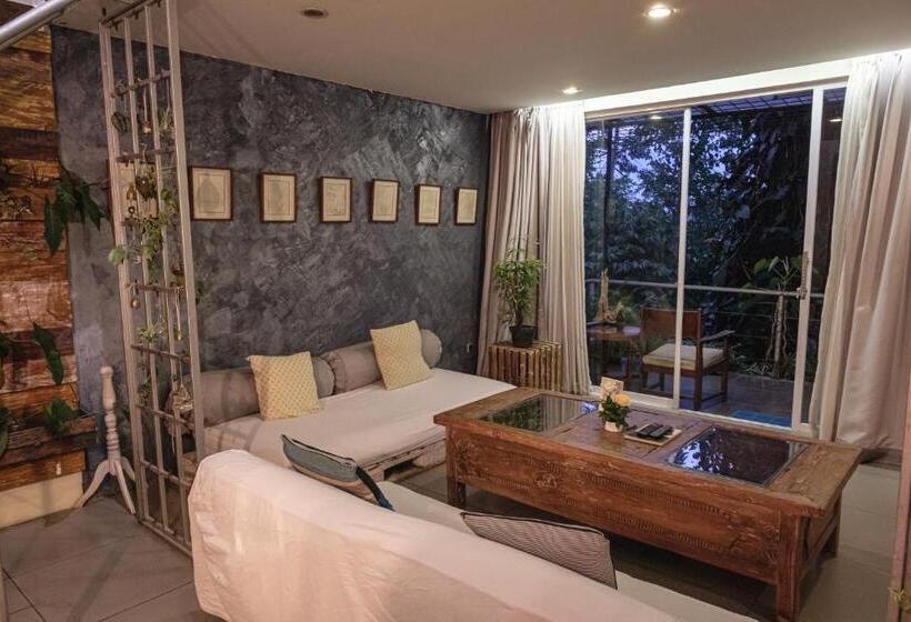 펜션 Ruth's Bed & Breakfast