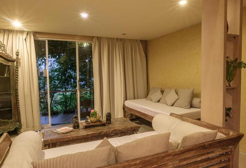 펜션 Ruth's Bed & Breakfast