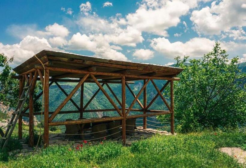پانسیون Wings Of Tatev Private Villa